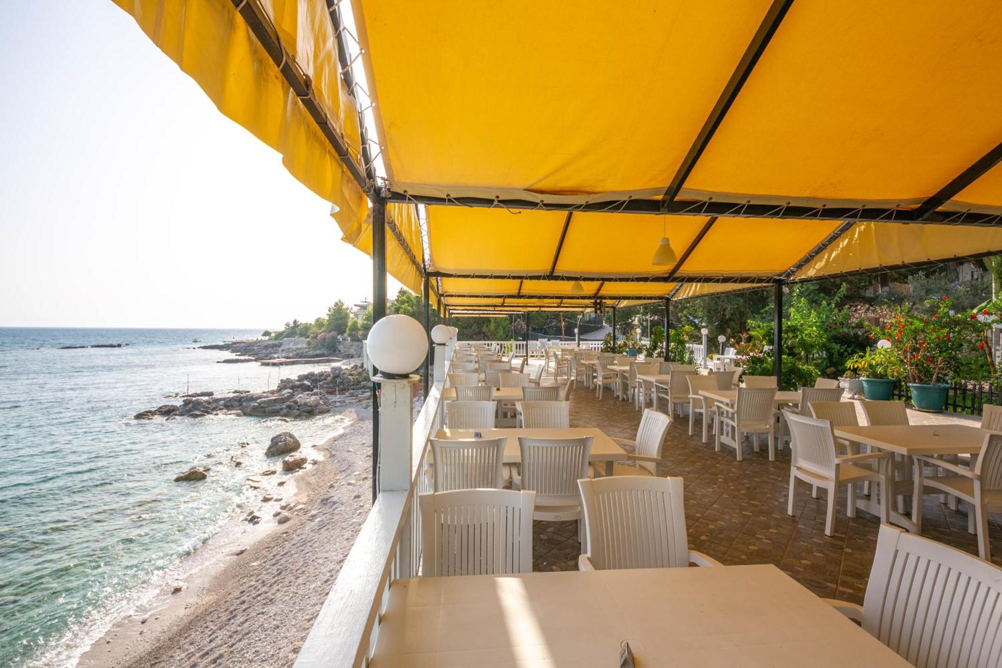 Shen Nikolla Campsite Dhermi