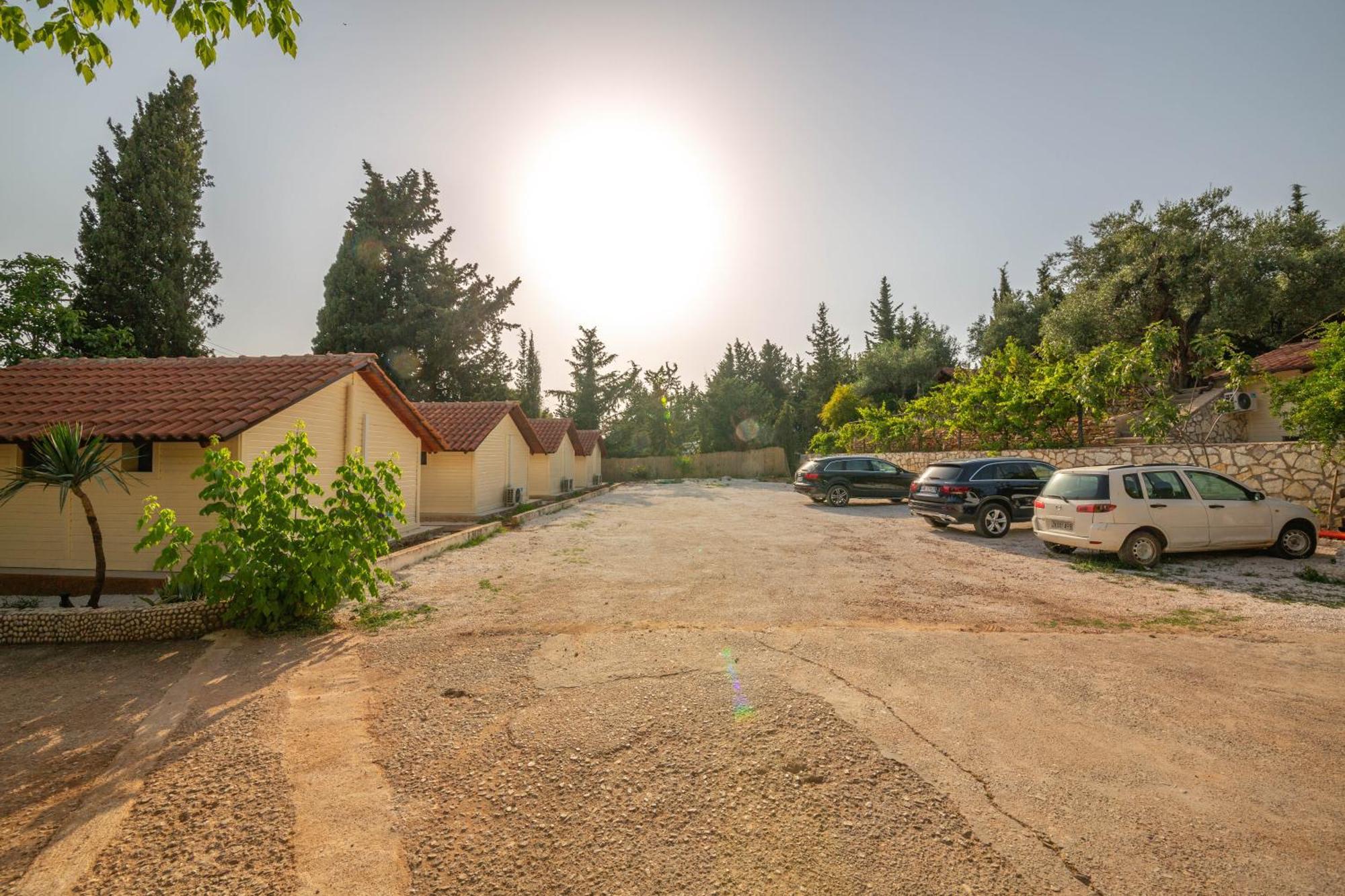 Shen Nikolla Campsite 3*